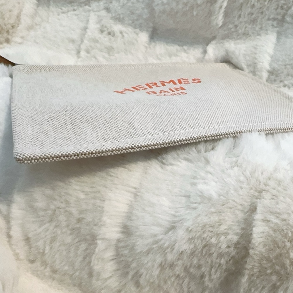 Brand New**Hermes small bain new yachting case - Picture 5 of 13